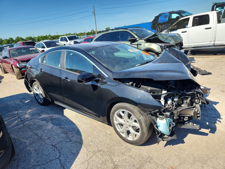 Photo 4 from auction – 2017 CHEVROLET VOLT with VIN 1G1RD6S59HU180616