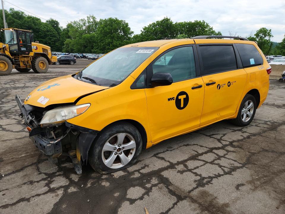 Photo 1 from auction – 2016 TOYOTA SIENNA with VIN 5TDKK3DC6GS763284