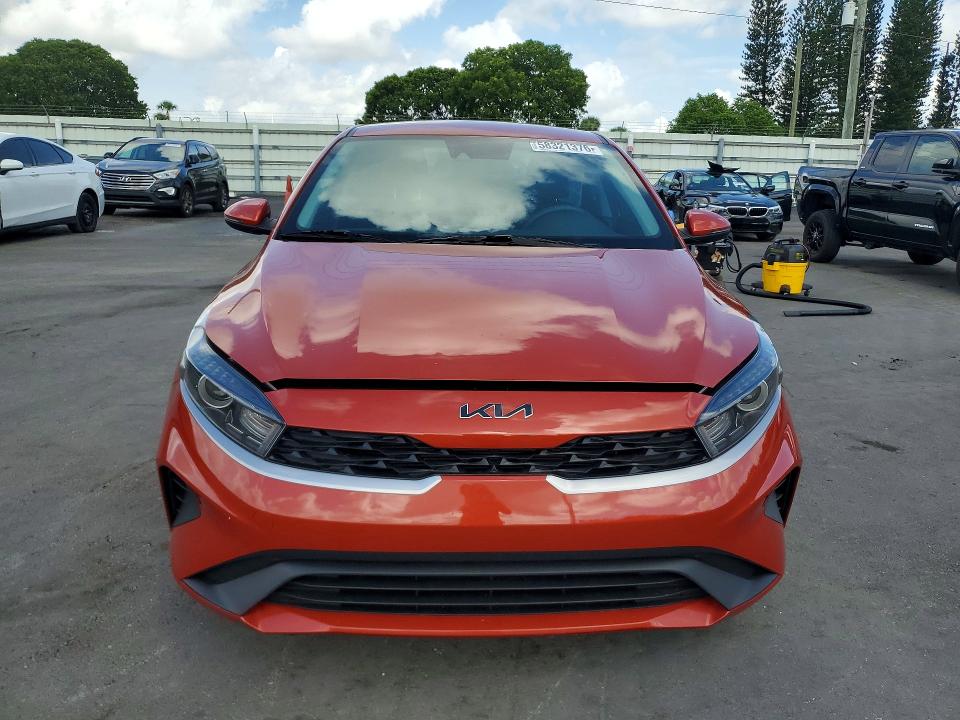 Photo 5 from auction – 2024 KIA FORTE with VIN 3KPF24AD3RE716215