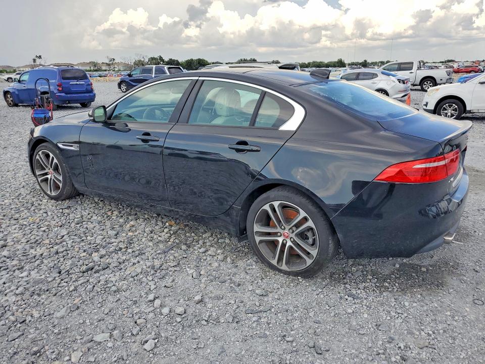 Photo 2 from auction – 2018 JAGUAR XE with VIN SAJAD4EV9JCP25828