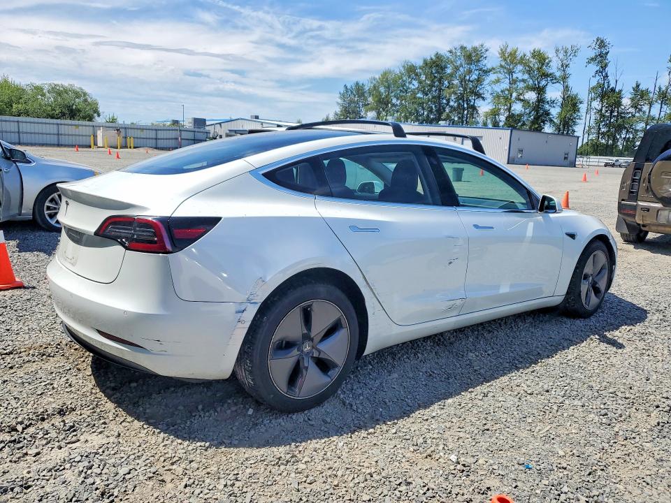 Photo 3 from auction – 2018 TESLA MODEL 3 with VIN 5YJ3E1EA2JF161779