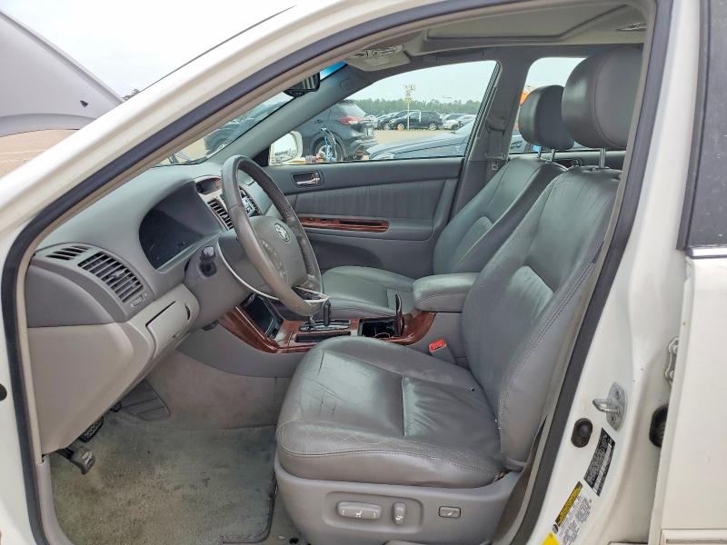 Photo 7 from auction – 2005 TOYOTA CAMRY with VIN 4T1BF30K45U092865