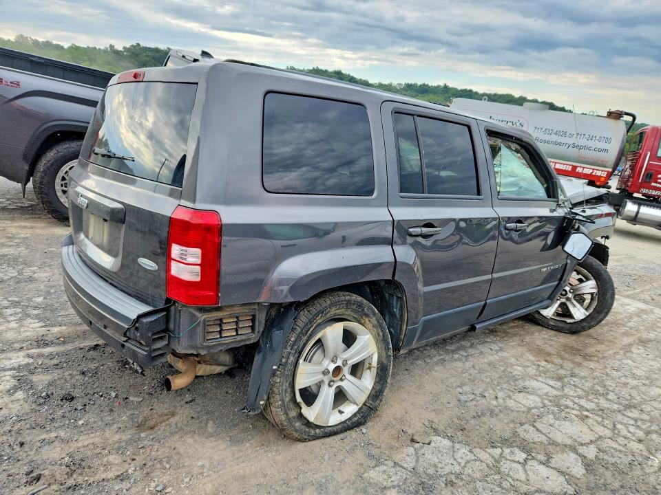 Photo 3 from auction – 2016 JEEP PATRIOT with VIN 1C4NJPFAXGD612902