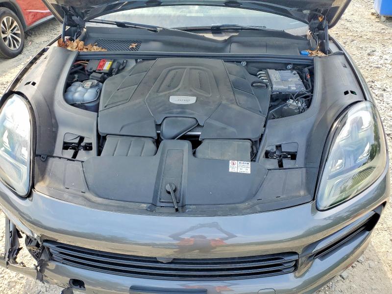 Photo 12 from auction – 2020 PORSCHE CAYENNE with VIN WP1AA2AY5LDA01948