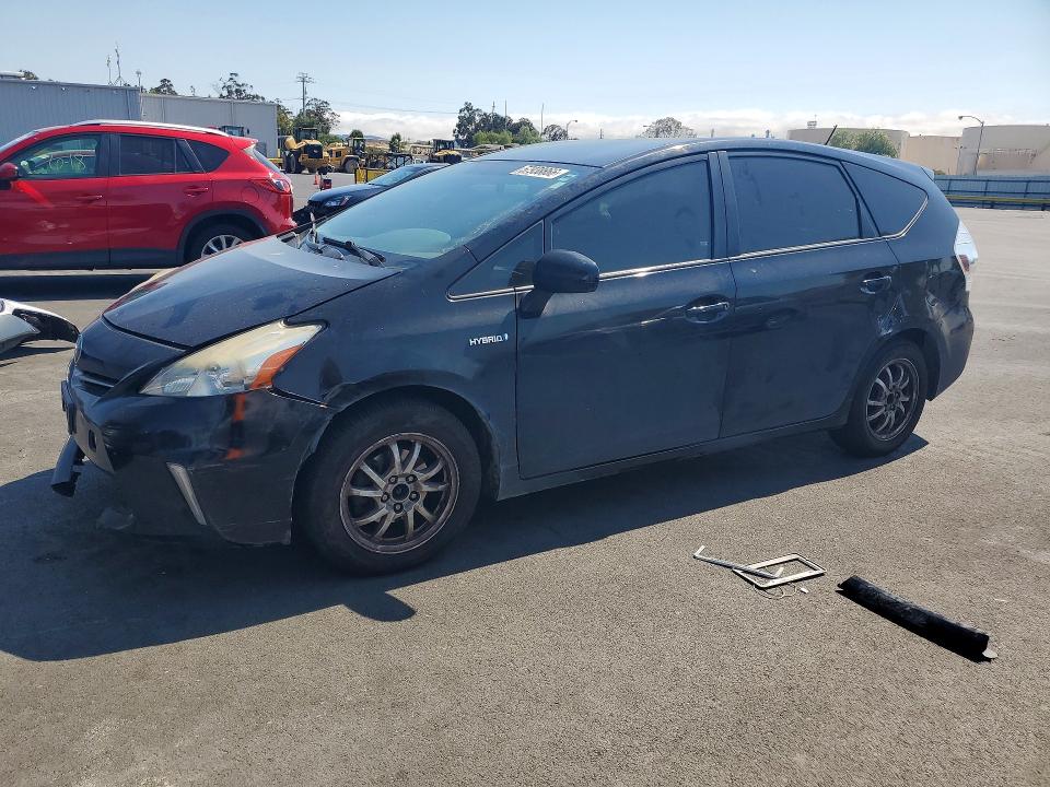 TOYOTA PRIUS V 2014 with VIN JTDZN3EU1EJ010348 - Photo from auction
