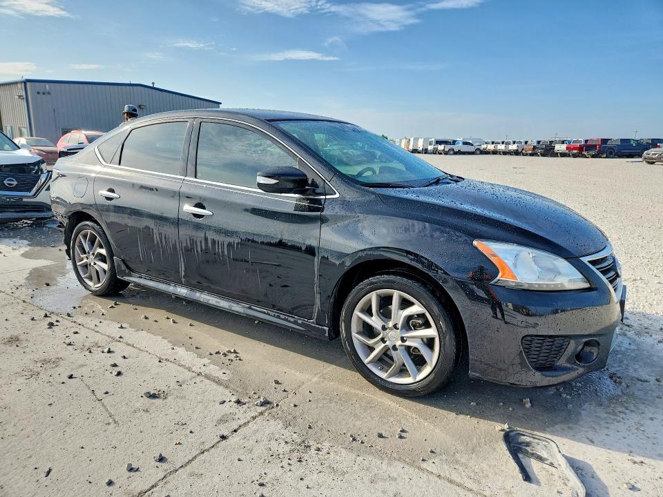 Photo 4 from auction – 2015 NISSAN SENTRA with VIN 3N1AB7AP2FY225315