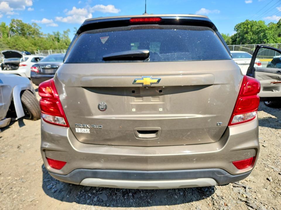Photo 6 from auction – 2020 CHEVROLET TRAX with VIN KL7CJPSB8LB333019