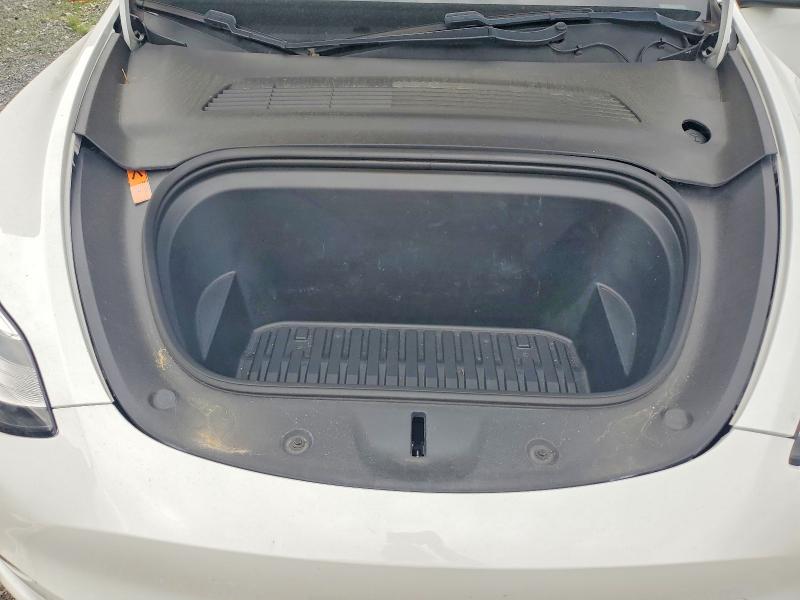 Photo 11 from auction – 2021 TESLA MODEL Y with VIN 5YJYGDEE7MF066420