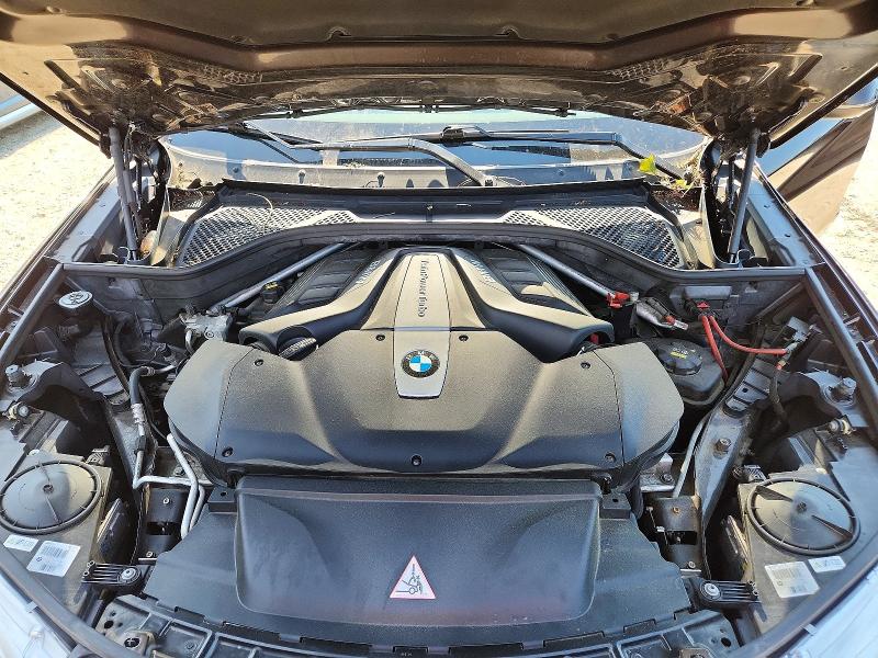 Photo 12 from auction – 2015 BMW X5 with VIN 5UXKR6C55F0J76820