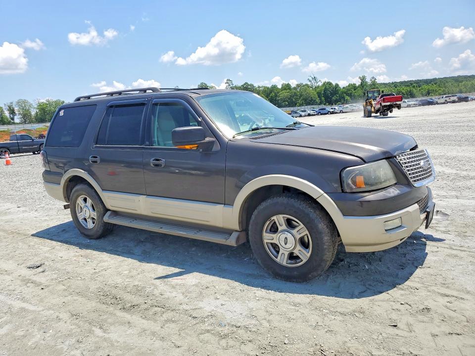 Photo 4 from auction – 2006 FORD EXPEDITION with VIN 1FMFU17586LA82326