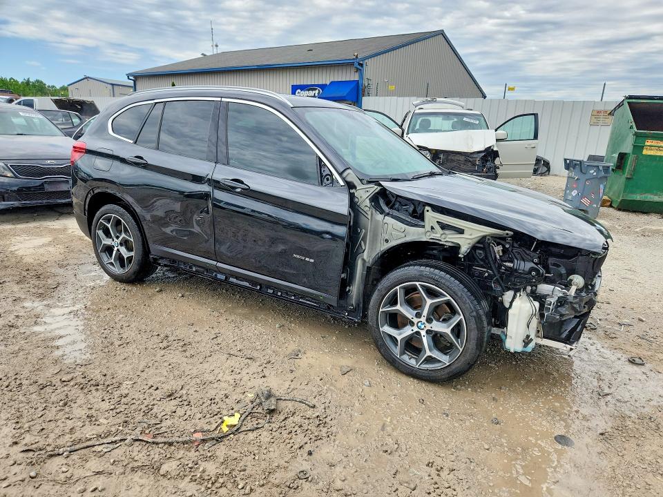 Zdjęcie 4 z aukcji – 2018 BMW X1 z VIN WBXHT3C38J5K26733