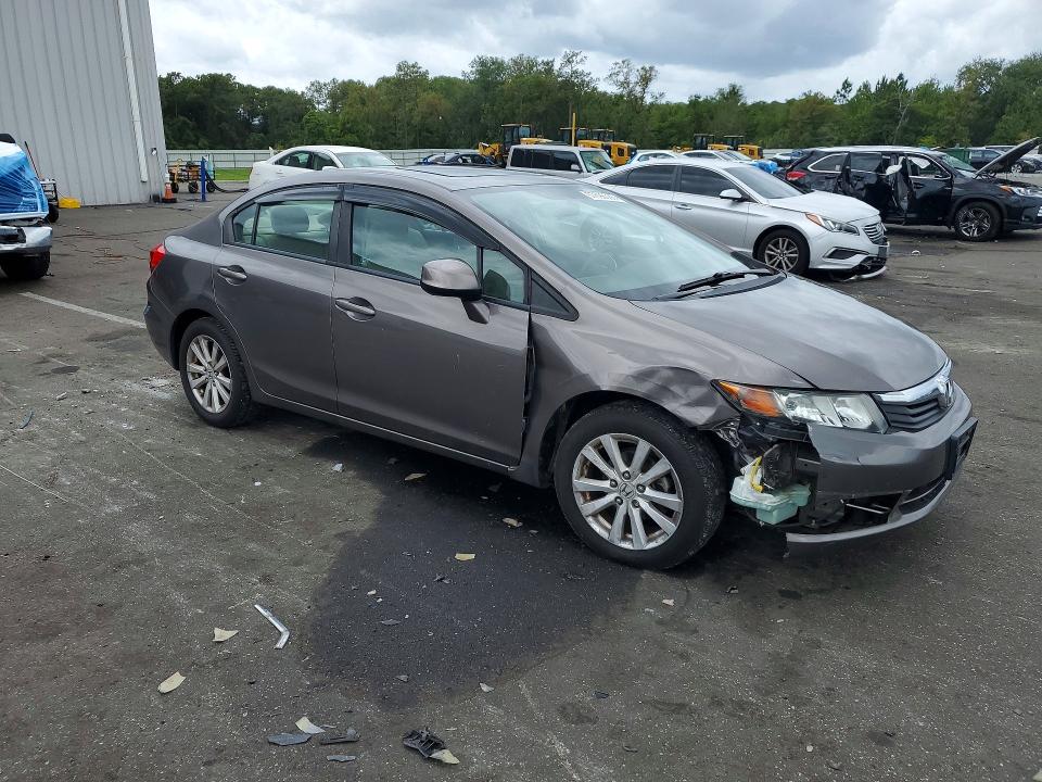 Photo 4 from auction – 2012 HONDA CIVIC with VIN 19XFB2F87CE107085