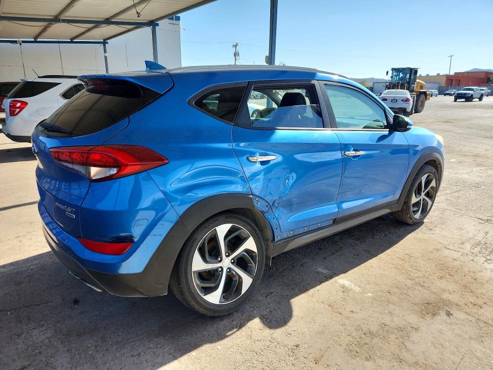 Photo 3 from auction – 2016 HYUNDAI TUCSON with VIN KM8J3CA20GU218967
