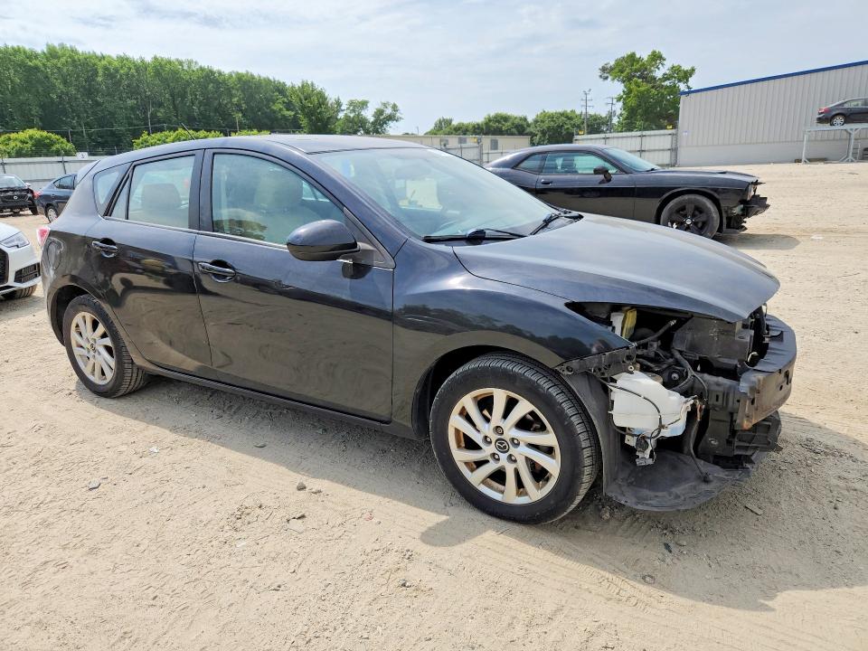 Photo 4 from auction – 2013 MAZDA 3 with VIN JM1BL1M72D1747693