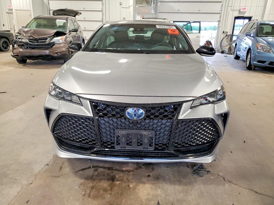 Photo 5 from auction – 2021 TOYOTA AVALON with VIN 4T1EA1AB8MU009872