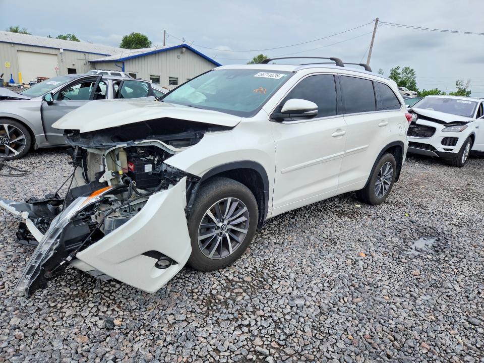 Фото 1 с аукциона – 2018 TOYOTA HIGHLANDER с VIN 5TDJZRFH6JS540950