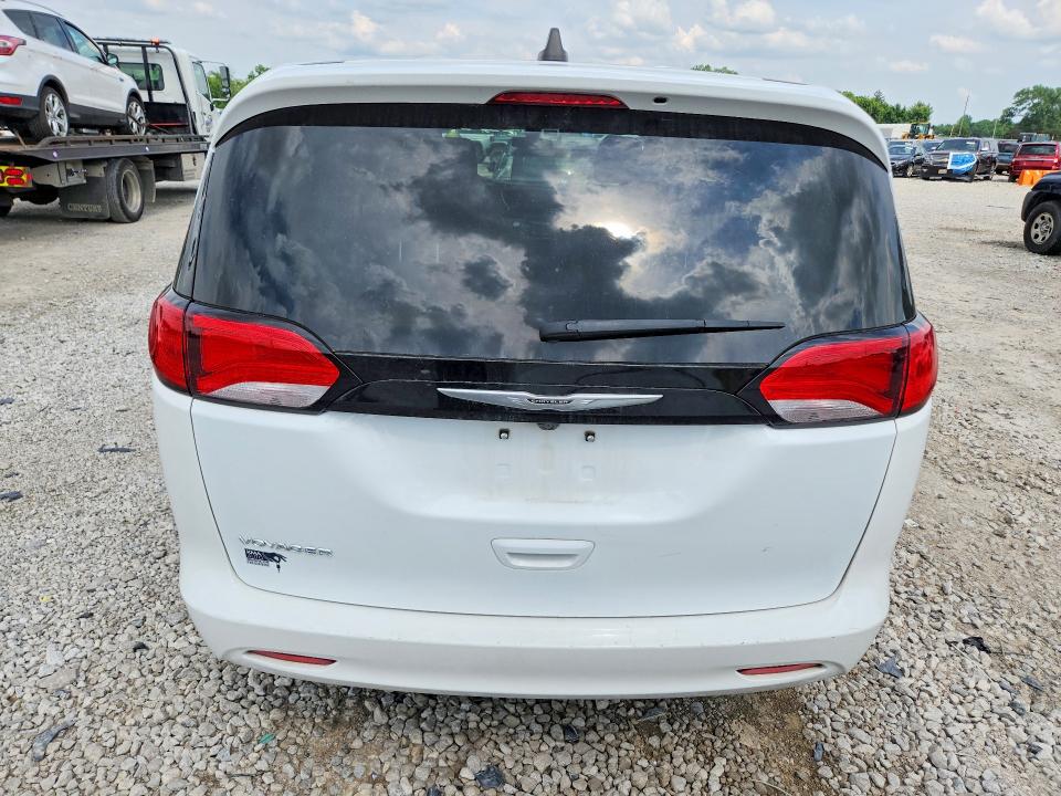 Photo 6 from auction – 2022 CHRYSLER VOYAGER with VIN 2C4RC1CG4NR229999