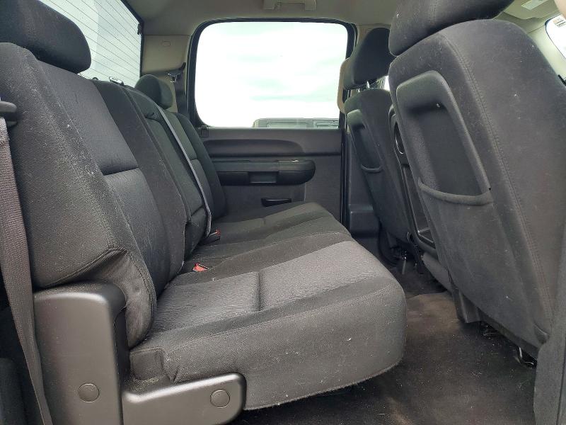Photo 10 from auction – 2011 GMC SIERRA with VIN 3GTP2UEA2BG281363