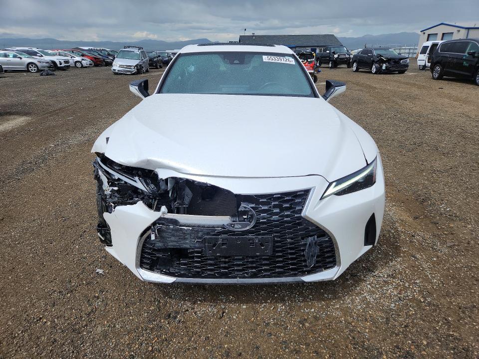 Photo 5 from auction – 2021 LEXUS IS with VIN JTHC81F29M5044834