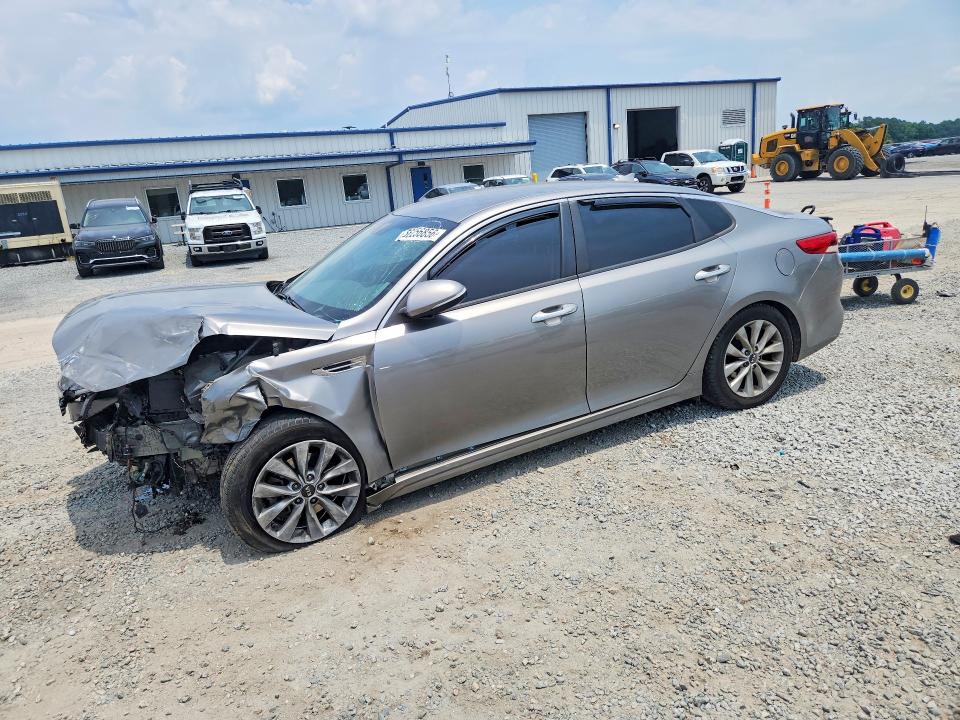 KIA OPTIMA 2017 with VIN 5XXGT4L37HG126434 - Photo from auction