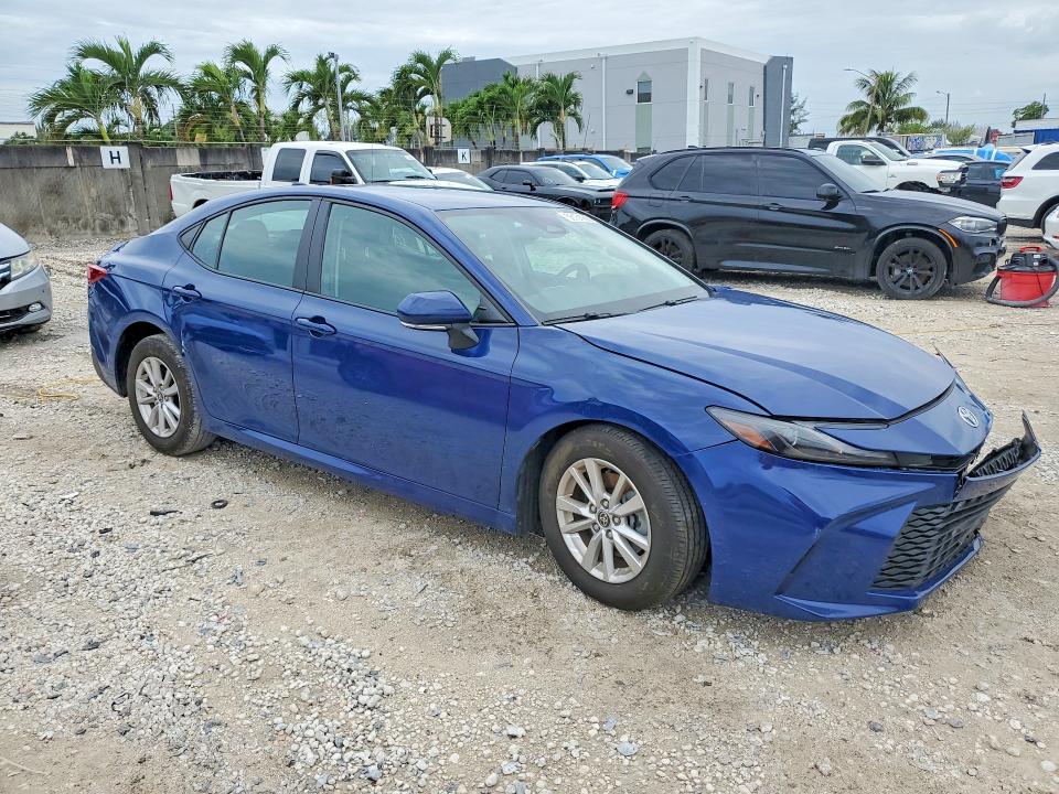 Zdjęcie 4 z aukcji – 2025 TOYOTA CAMRY z VIN 4T1DAACK5SU094675