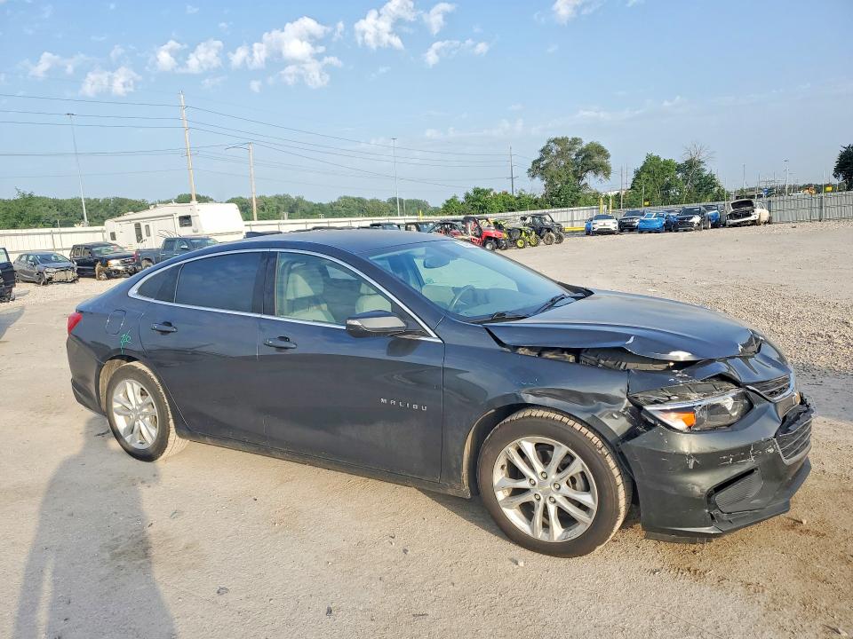 Photo 4 from auction – 2016 CHEVROLET MALIBU with VIN 1G1ZE5ST2GF198397