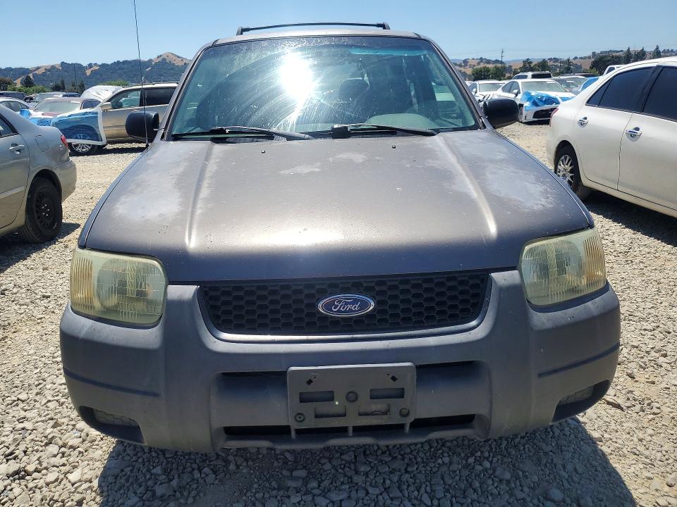 Photo 5 from auction – 2003 FORD ESCAPE with VIN 1FMCU021X3KA03533