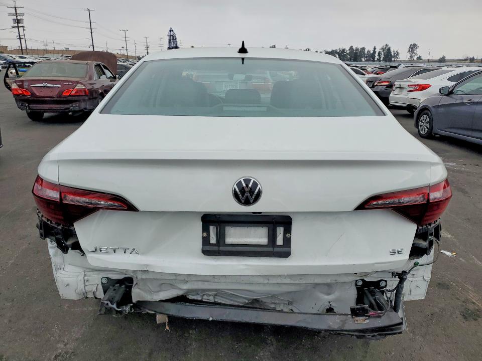 Photo 6 from auction – 2023 VOLKSWAGEN JETTA with VIN 3VW7M7BU7PM052337