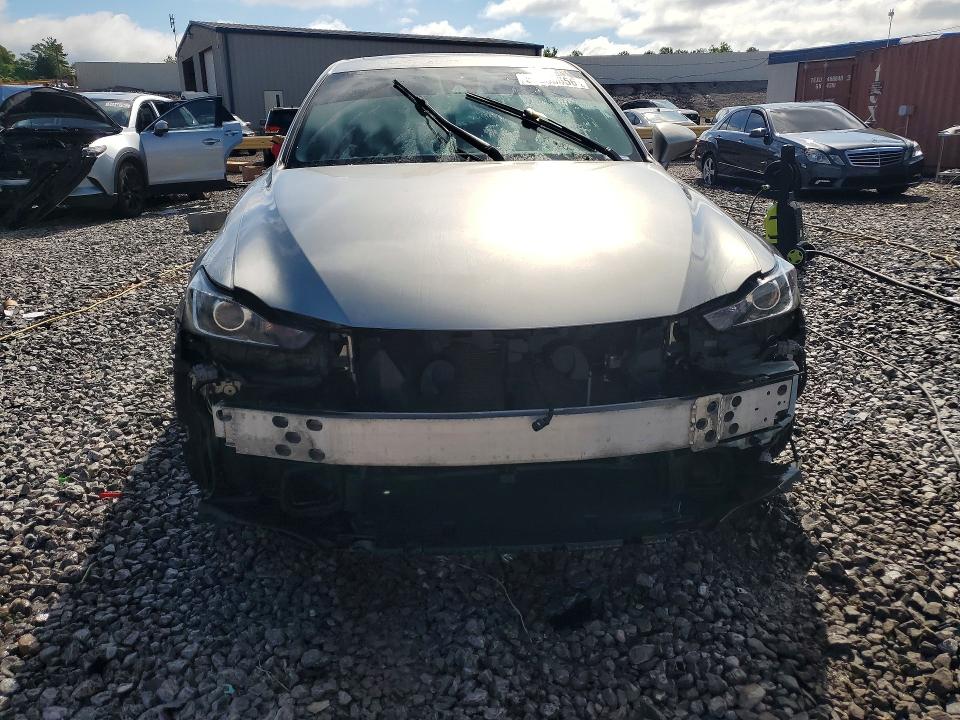 Photo 5 from auction – 2019 LEXUS IS with VIN JTHC81D26K5038344