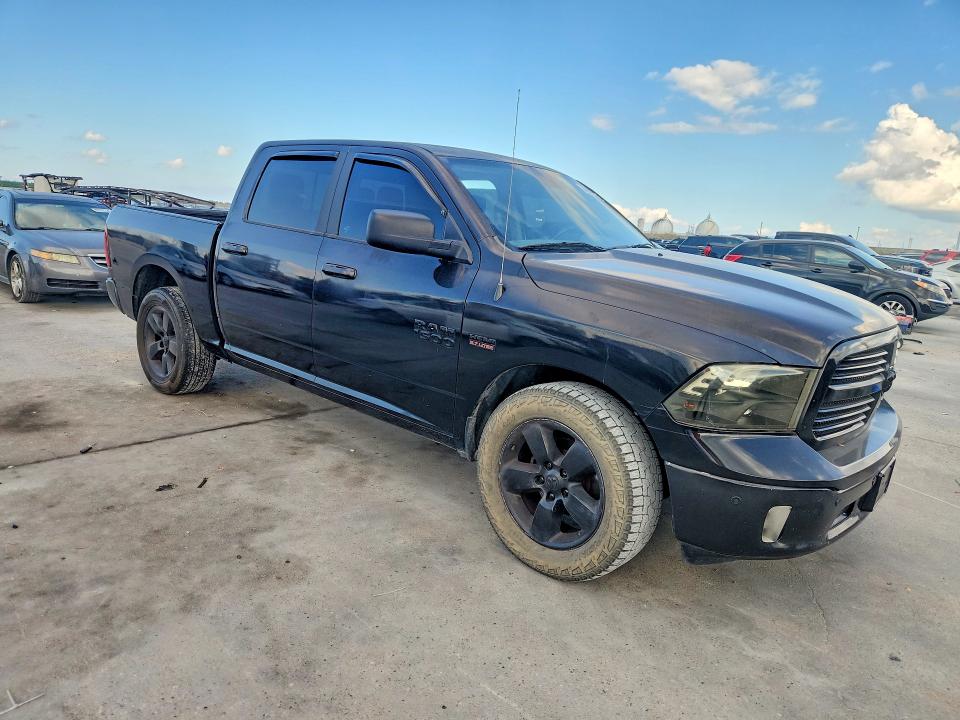 Photo 4 from auction – 2018 RAM 1500 with VIN 1C6RR6LT9JS275286