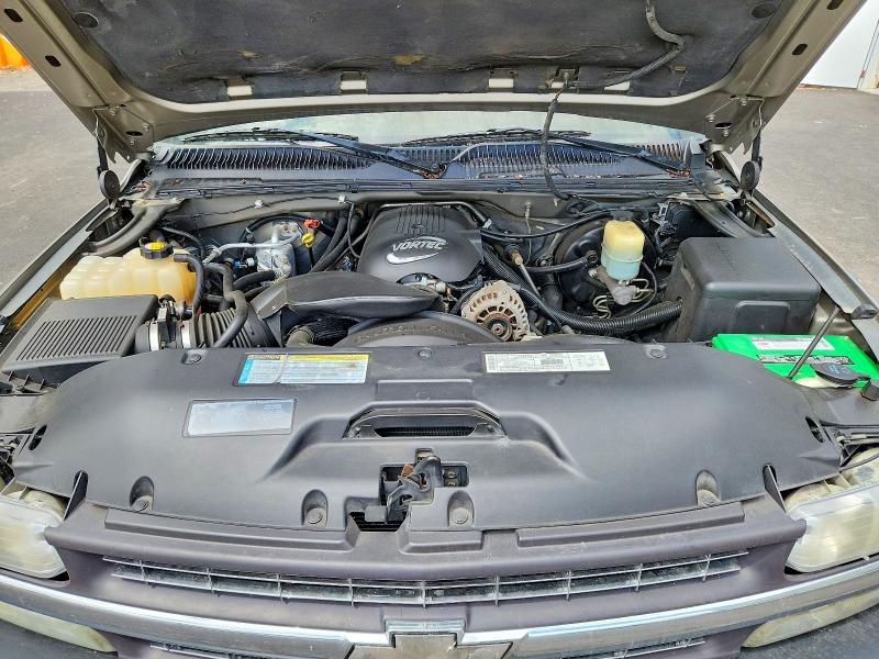 Photo 11 from auction – 2001 CHEVROLET SILVERADO with VIN 1GCEK19V91E253035