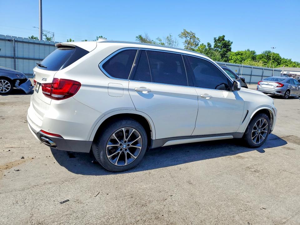 Photo 3 from auction – 2018 BMW X5 with VIN 5UXKR0C54JL072923