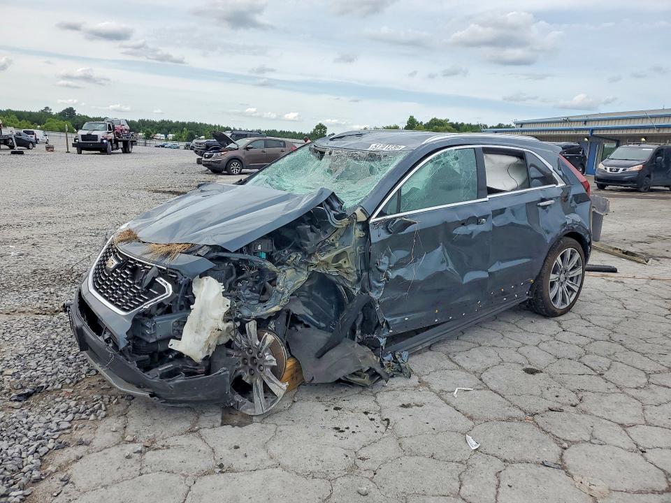 Photo 1 from auction – 2020 CADILLAC XT4 with VIN 1GYFZCR42LF007096