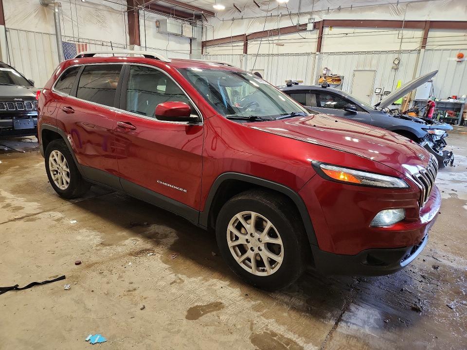 Photo 4 from auction – 2017 JEEP CHEROKEE with VIN 1C4PJMCB6HW665171