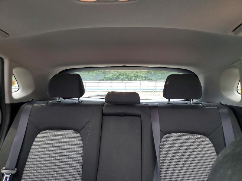 Photo 10 from auction – 2020 HYUNDAI KONA with VIN KM8K6CAA3LU571667