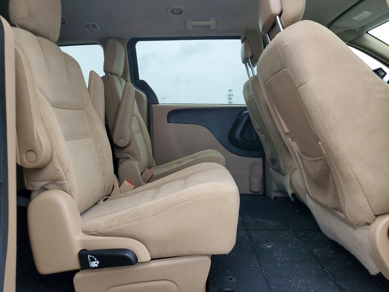 Photo 11 from auction – 2016 DODGE GRAND CARAVAN with VIN 2C4RDGCG1GR277897