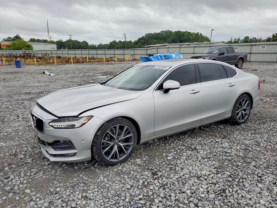 VOLVO S90 2018 with VIN LVY102MK5JP056383 - Photo from auction