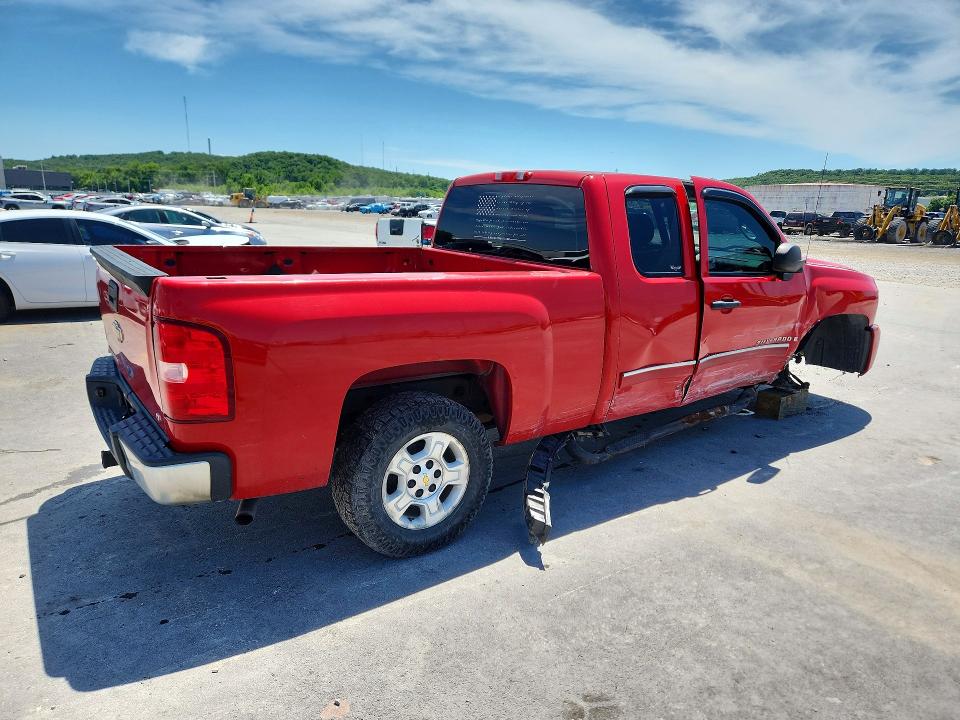 Photo 3 from auction – 2009 CHEVROLET SILVERADO with VIN 1GCEC29J39Z186694