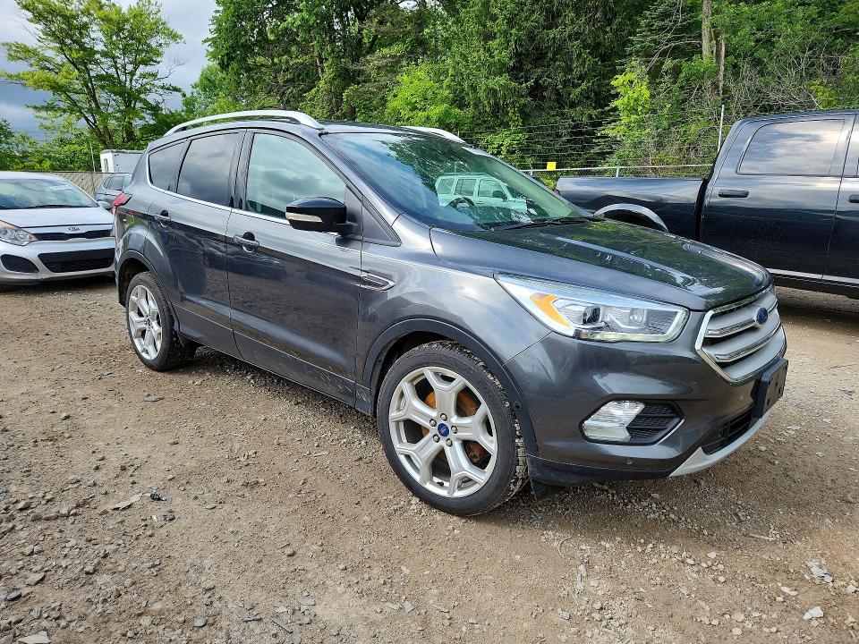 Photo 4 from auction – 2019 FORD ESCAPE with VIN 1FMCU9J93KUB23267