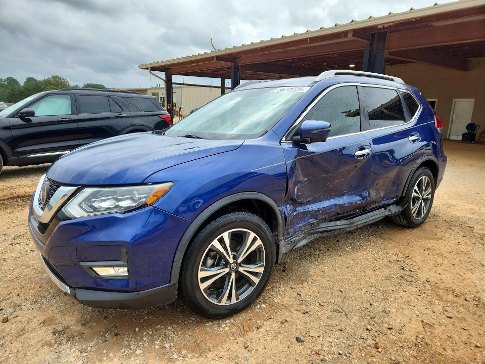 Photo 1 from auction – 2018 NISSAN ROGUE with VIN 5N1AT2MTXJC714452