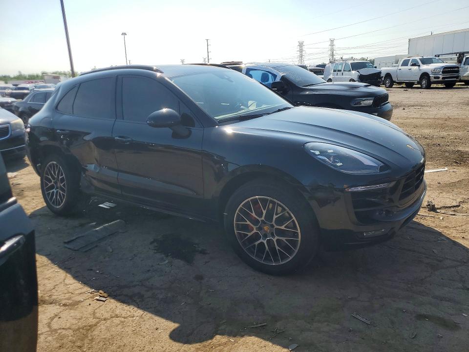 Photo 4 from auction – 2017 PORSCHE MACAN with VIN WP1AG2A5XHLB55105