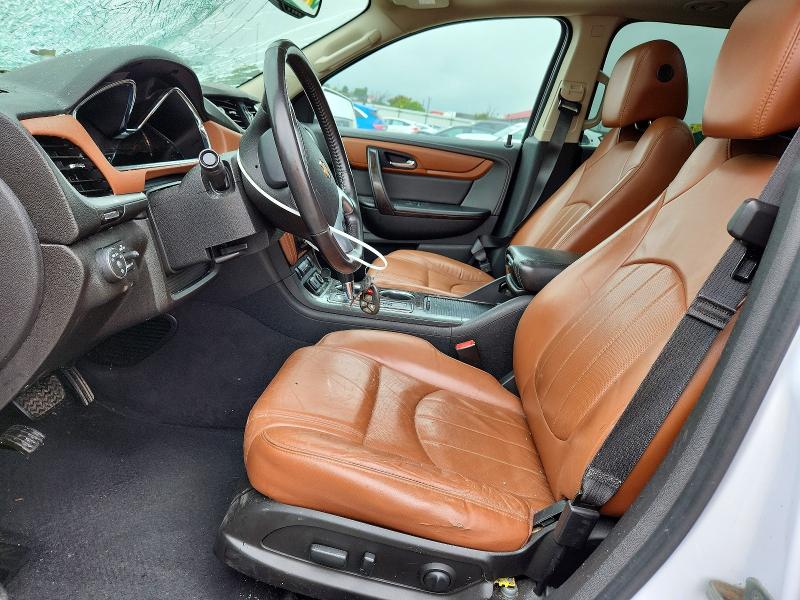 Photo 7 from auction – 2016 CHEVROLET TRAVERSE with VIN 1GNKRJKD2GJ264305