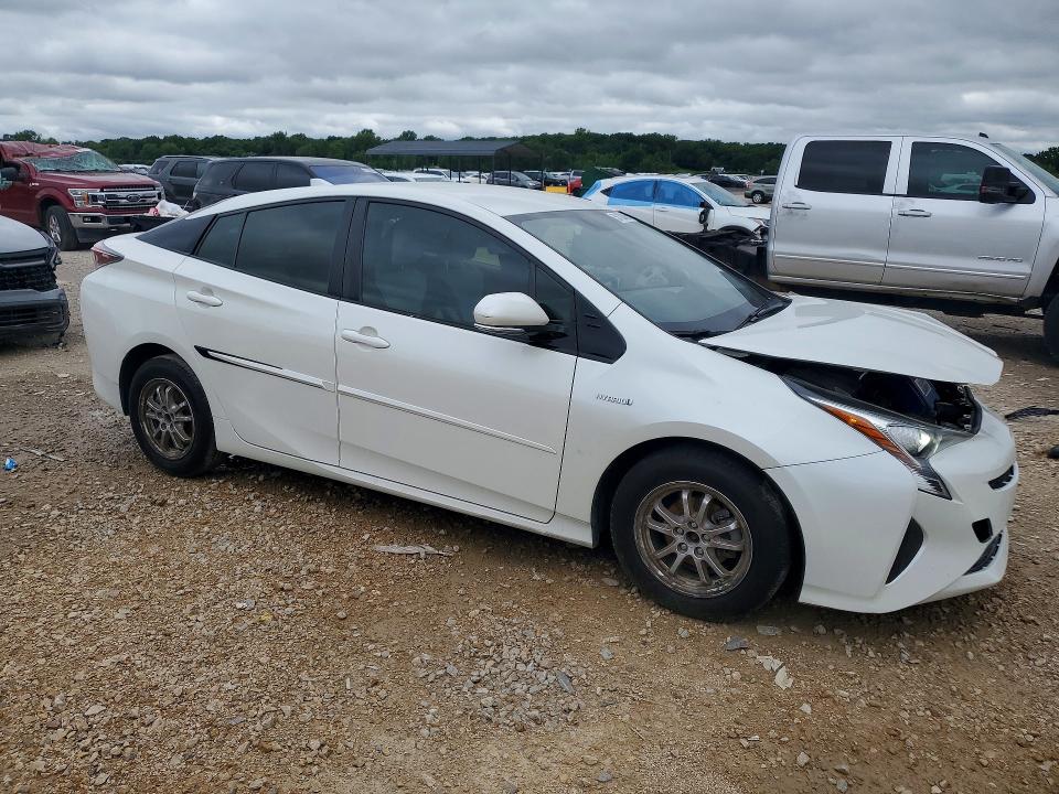 Photo 4 from auction – 2016 TOYOTA PRIUS with VIN JTDKARFU0G3511561