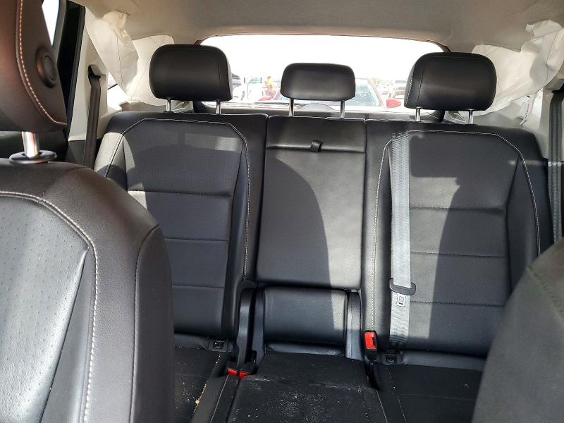 Снимка 10 от търг – 2021 VOLKSWAGEN TIGUAN с VIN 3VV2B7AXXMM096537