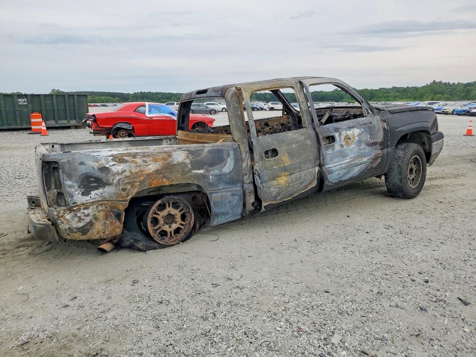Photo 3 from auction – 2005 CHEVROLET SILVERADO with VIN 2GCEK13T551282854