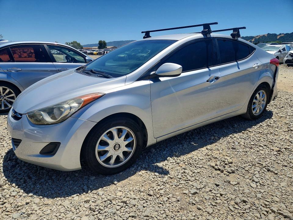 HYUNDAI ELANTRA 2013 with VIN 5NPDH4AE2DH225430 - Photo from auction