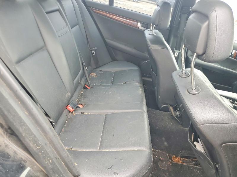 Photo 10 from auction – 2011 MERCEDES-BENZ C with VIN WDDGF8BBXBR157887