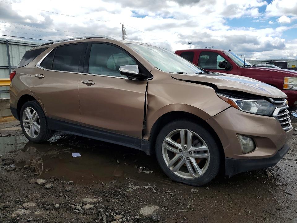 Photo 4 from auction – 2019 CHEVROLET EQUINOX with VIN 3GNAXYEX5KL119793