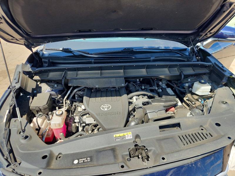Photo 12 from auction – 2023 TOYOTA HIGHLANDER with VIN 5TDKDRBH6PS021494