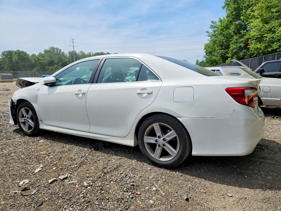 Zdjęcie 2 z aukcji – 2014 TOYOTA CAMRY z VIN 4T1BF1FK9EU754273